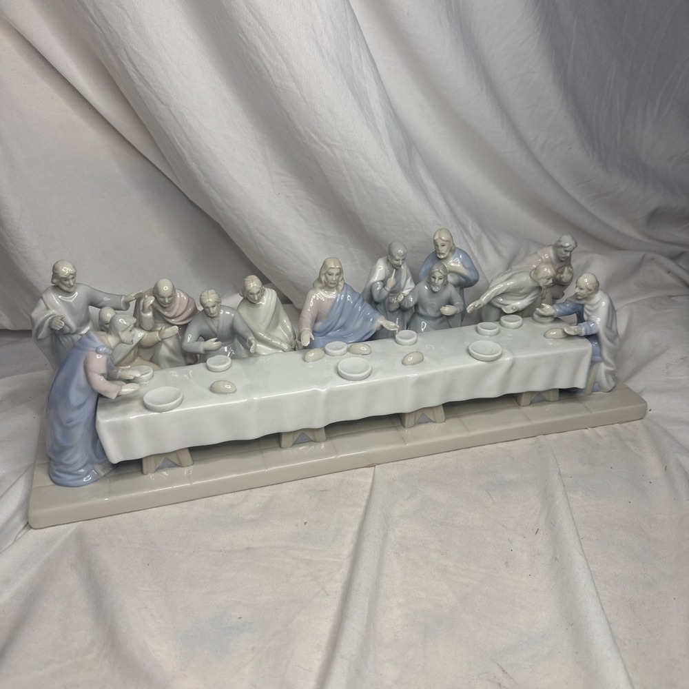 Priest Owned Treasures Last Supper Figurine Ceramic Porcelain Jesus & Apostles